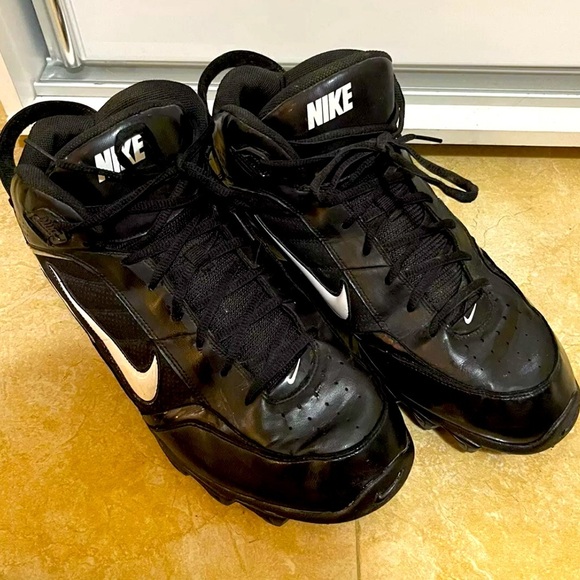 Mens  Football Shoes sneakers Black White Lace Up Size 13 - Picture 1 of 7